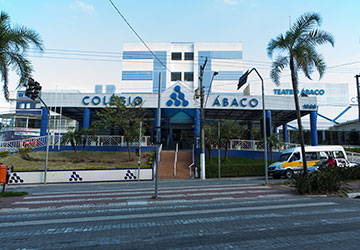 Prédio do Ensino Médio do Colégio Ábaco, inaugurado em 2008